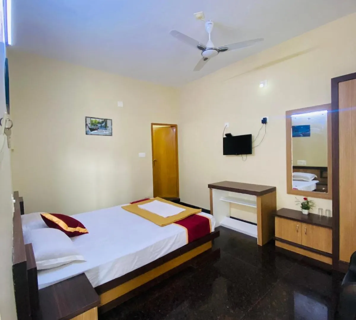 Lägenhet O'Live Inn Wayanad Vaduvanchal