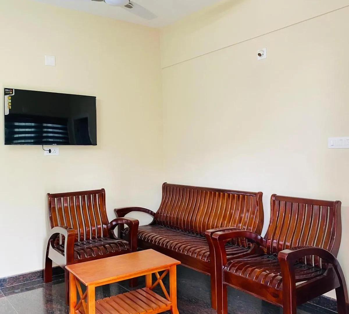 アパート O'Live Inn Wayanad Vaduvanchal インド